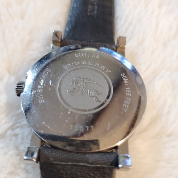 BURBERRY watch Heritage Beat Check Grey Dial Stain - Picture 2 of 4